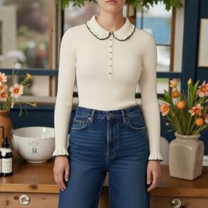 LOFT Cream Sweater With Ruffle Sleeves & Collar Detail Size Large Petite EUC